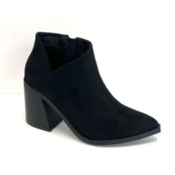 FAUX SUEDE ANKLE BOOT   NWT SIZE 7 - Picture 2 of 9